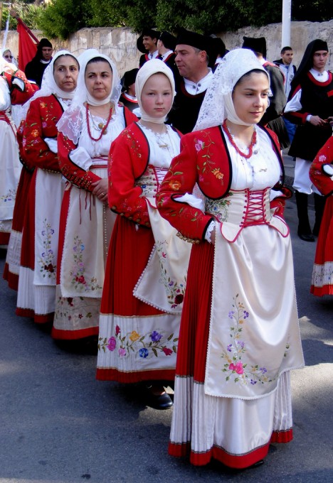 Traditional dress in Macomer