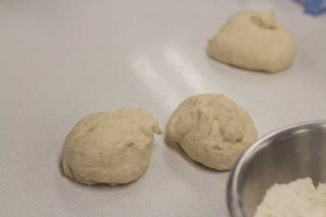 meimanrensheng.com knocking back dough balls-1