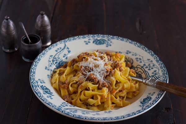 Tagliatelle alla bolognese (ribbon fresh egg pasta with meat sauce)