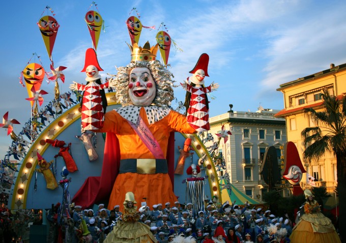 Carnevale parade in Viareggio