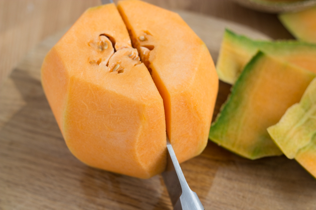 meimanrensheng.com how to cut up a melon-0142