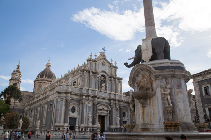 The Duomo in back and the the Fontana dell’Elefante (a fountain decorated with an elephant, the symbol of Catania) in front