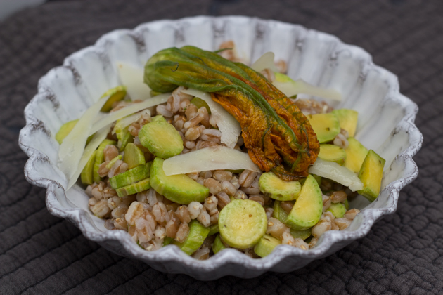 Farro salad with zucchini and pecorino cheese